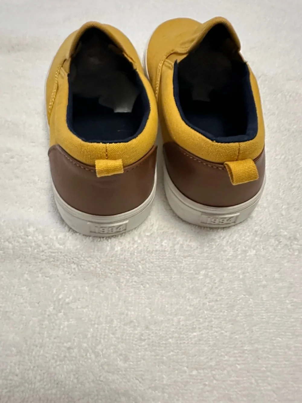 Old Navy Kids Canvas Slip-On Sneakers in Mustard Yellow size 6